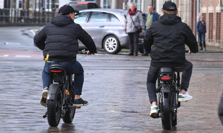 Financiële strop voor ouders; bij ongeval met illegale Fatbike keert de verzekeraar niet uit.  